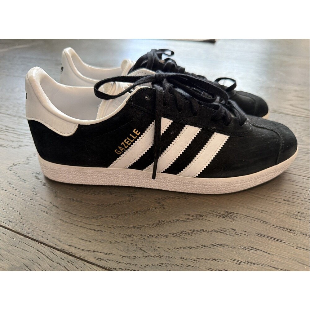 adidas Gazelle Black White Suede Men's Athletic Sneakers 9.5